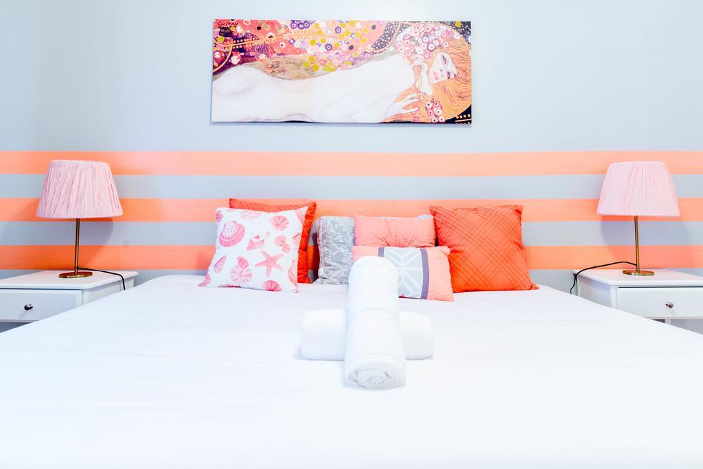 Ocean Walk Apartments ميامي بيتش المظهر الخارجي الصورة