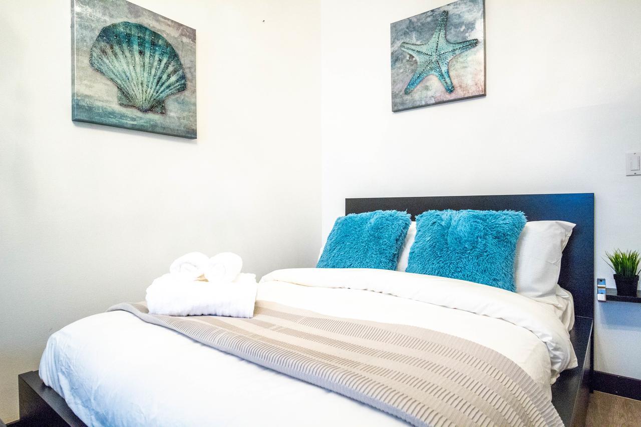 Ocean Walk Apartments ميامي بيتش المظهر الخارجي الصورة